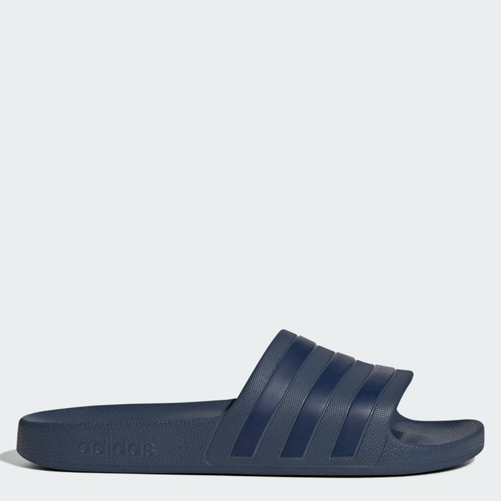 adidas men Adilette Aqua Slides Size: 6 NWT